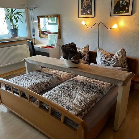 Gemuetliche, Ganze Wohnung In Ruhiger, Zentraler Lage Leverkusen Extérieur photo