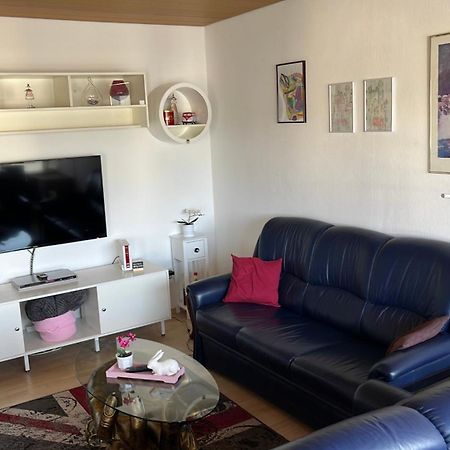 Gemuetliche, Ganze Wohnung In Ruhiger, Zentraler Lage Leverkusen Extérieur photo